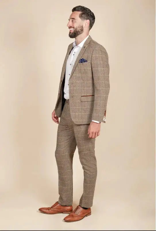 2-dielny oblek - hnedý pánsky kostým - Oblek s herringbone vzorom v hnedej farbe 2ks