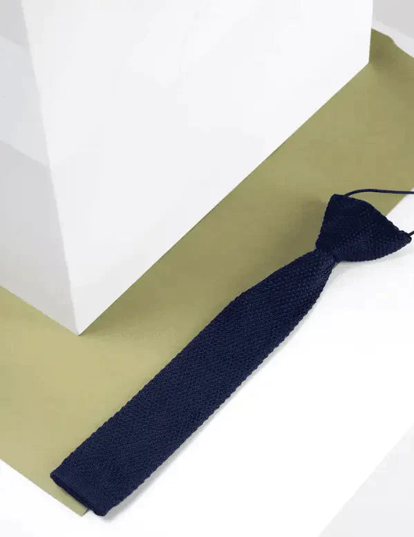 Detská kravata v tmavomodrom opletenom vzore - detská kravata