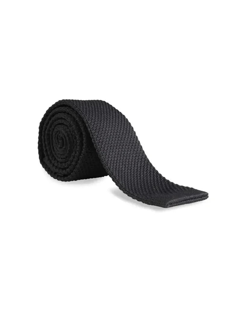 Kravata čierna pletená - Garrison Limited Black - kravata