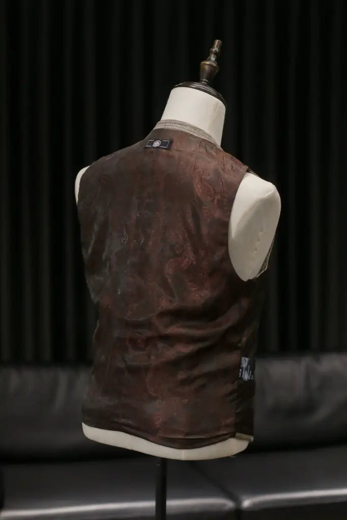 TAVERNY Kapitán - Pánsky oblek v kockovanom vzore krémové farby - trojdielny oblek